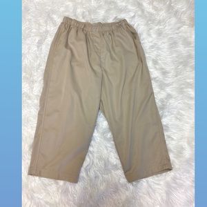 Khaki Capri